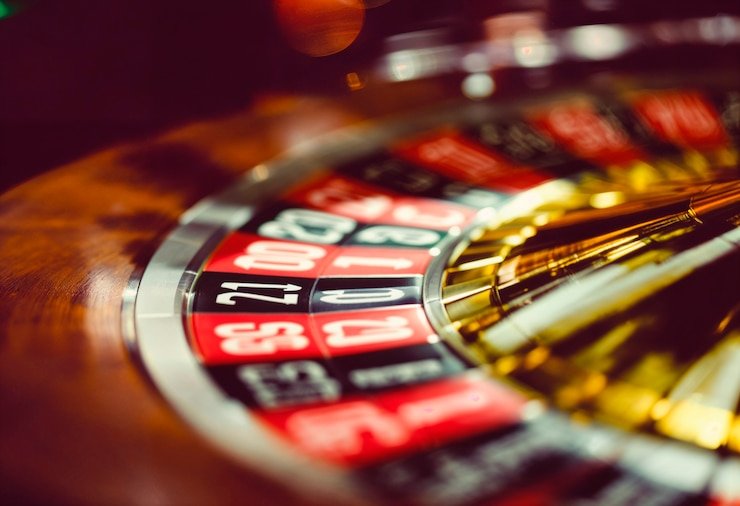 Dragon Tiger bet slip showing payout options and current table limits